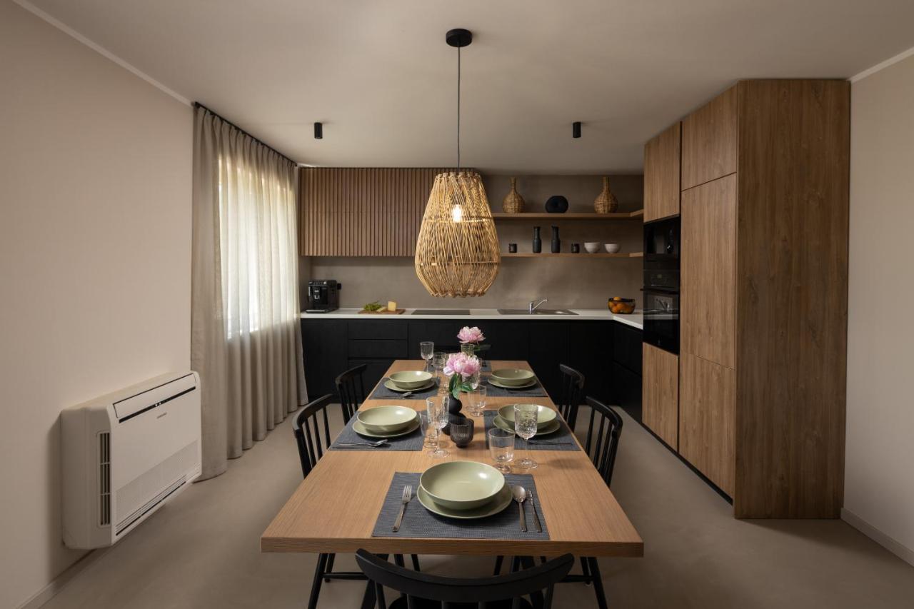 3 Luxury Bedroom Apartment Emma Sinj Eksteriør billede